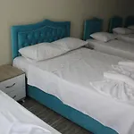 Hotel Gorur *