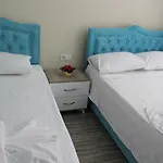 Hotel Gorur