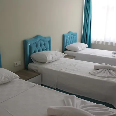 Gorur Hotel